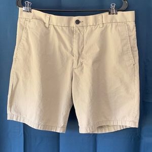 H & M men's khaki shorts